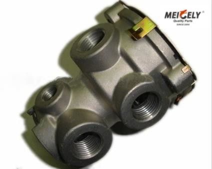 品質  Freightliner  Truck Parts American OEM 277863 E3 Foot Brake Valve 工場