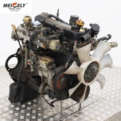 ピストン・リングはさみ金を含む日産TD27のための74kWディーゼル機関のキット アセンブリ