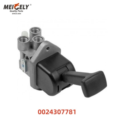 トラック部品 ハンドブレーキバルブ OEM 9617231040 9617230050 DAF / SCANIA