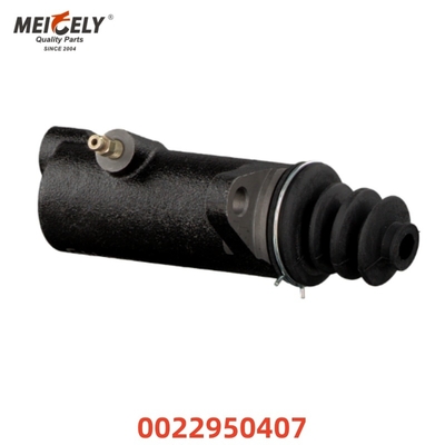 重荷トラッククラッチ マスターシリンダー 0022950407 0002903212 メルセデス・ベンツ用
