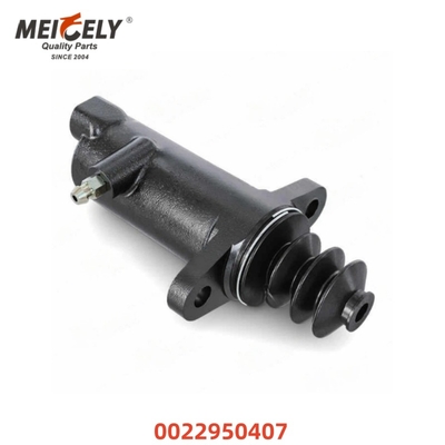 重荷トラッククラッチ マスターシリンダー 0022950407 0002903212 メルセデス・ベンツ用
