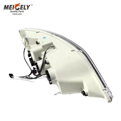 4101-00084 & 4101-00083 フロントヘッドランプ ユトンバスの正規交換