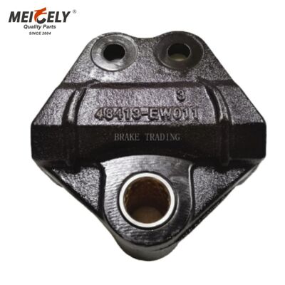 HINO大型トラック用高品質OEM 48413-EW011 スプリングブラケット サスペンション スペアパーツ