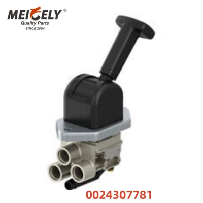 トラック部品 ハンドブレーキバルブ OEM 9617231040 9617230050 DAF / SCANIA